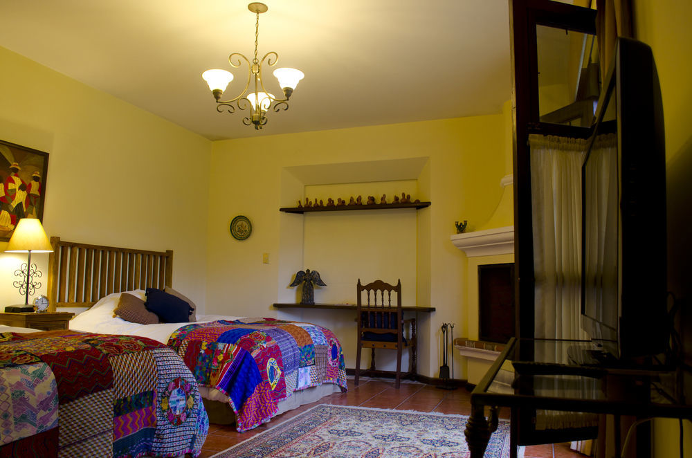 Hotel Sor Juana Antigua Esterno foto