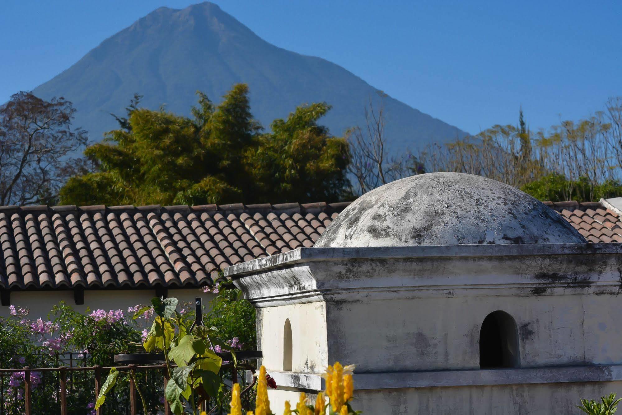 Hotel Sor Juana Antigua Esterno foto
