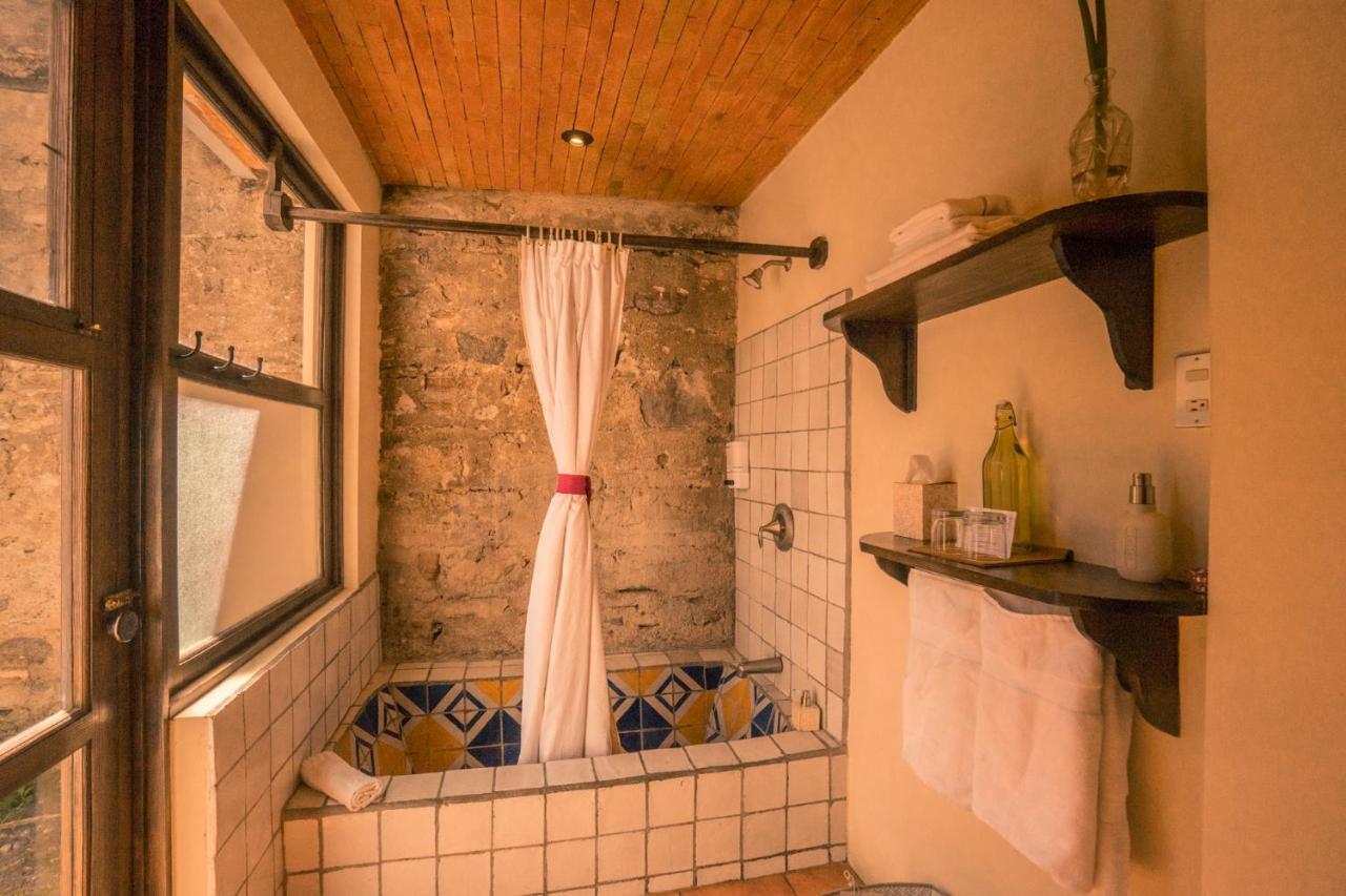 Hotel Sor Juana Antigua Esterno foto