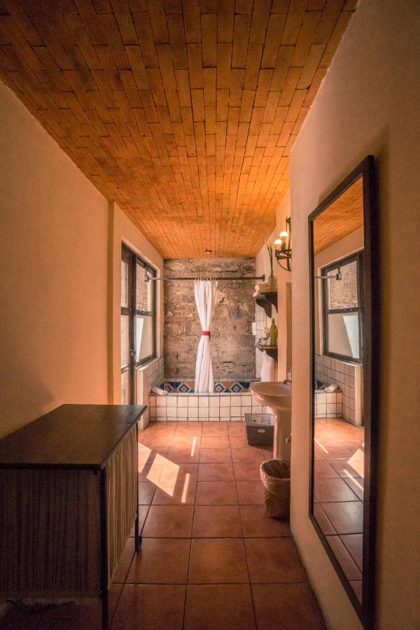 Hotel Sor Juana Antigua Esterno foto
