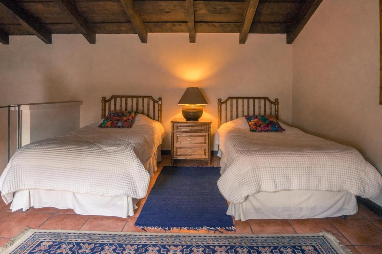 Hotel Sor Juana Antigua Esterno foto