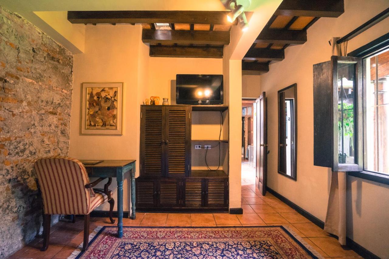 Hotel Sor Juana Antigua Esterno foto