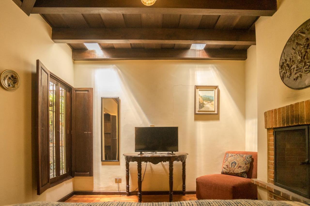 Hotel Sor Juana Antigua Esterno foto